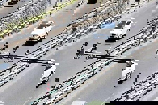 جریمه‌های اشتباه دوربین‌های بلوار مدرس شیراز لغو شد