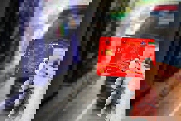 استفاده از کارت سوخت شخصی در فارس به ۷۵ درصد رسید