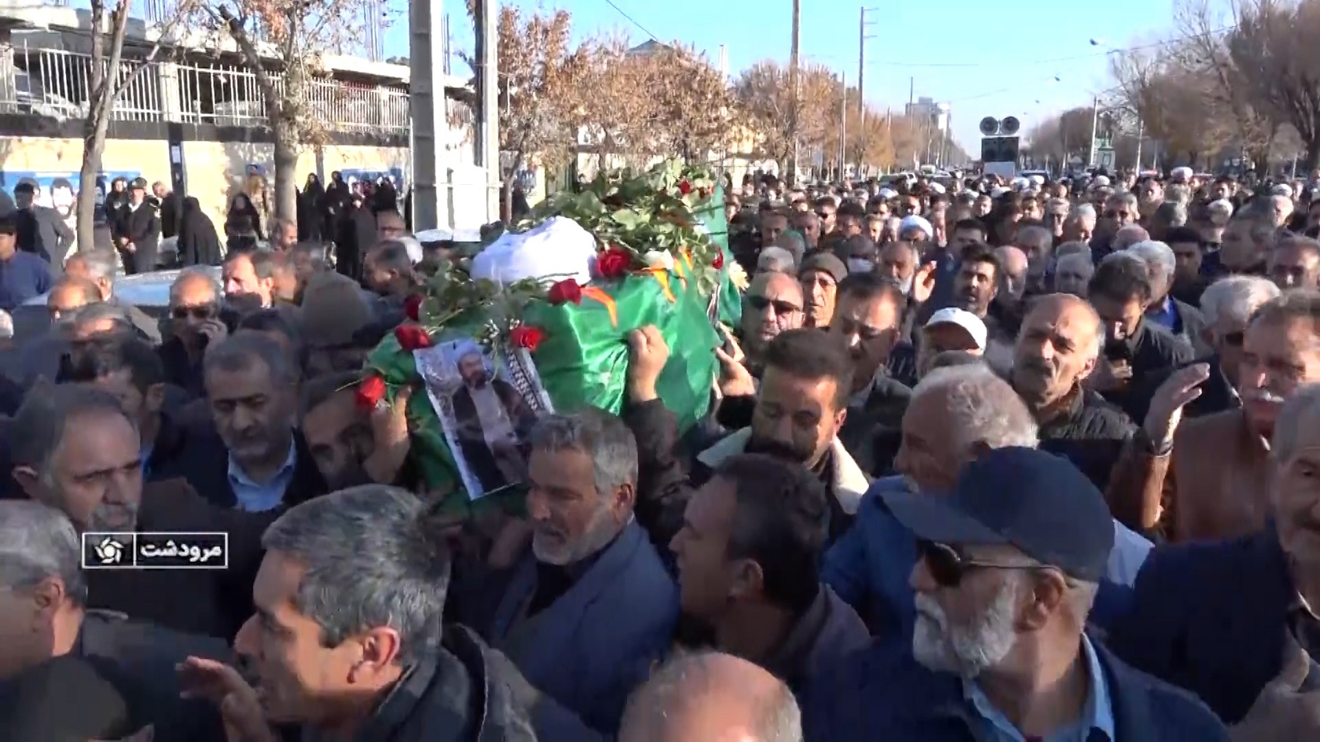 تشییع پیکر امام جمعه موقت مرودشت در ارسنجان