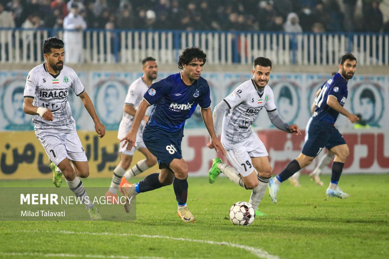 مصاف آلومینیوم و ملوان در اراک/ نبرد حساس در انتهای جدول