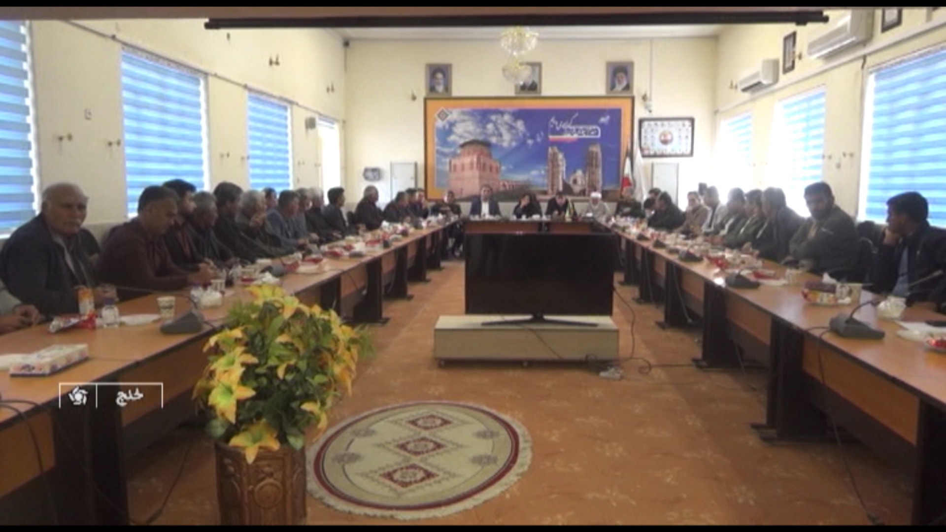 تحویل هزار و ۶۰۰ پنل خورشیدی به عشایر فارس تا پایان امسال