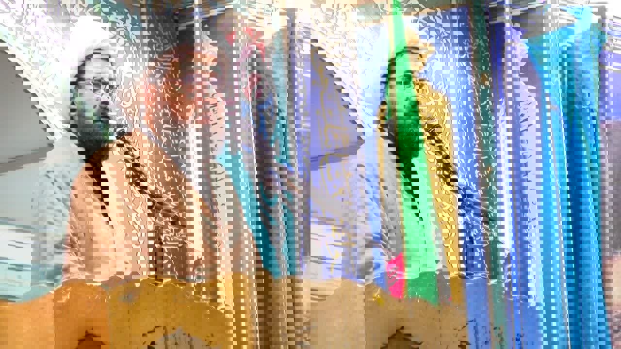 امام جمعه اقلید: اجرای ناقص قوانین، مانع اصلی رشد اقتصادی است