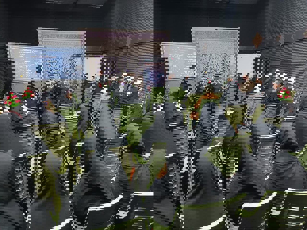 کارگاه سواد رسانه با محوریت هوش مصنوعی در لارستان برگزار شد