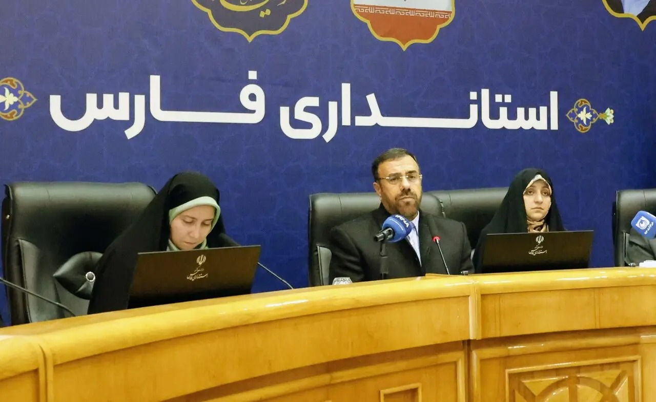 بانوان مدیر استان فارس با توانمندی و مسئولیت‌پذیری منشأ تحول شده‌اند