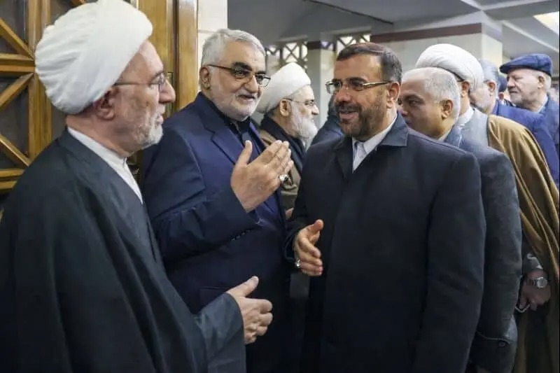 حضور استاندار فارس در مراسم ترحیم دکتر اشرف بروجردی