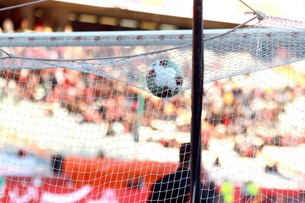 سقوط آزاد «سرمایه اجتماعی» در فوتبال/ «بنگاهی» برای غارت اموال عمومی!