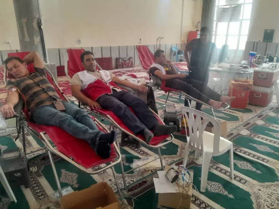 اهدای ۸۲ واحد خون به بیماران نیازمند در خانیمن مرودشت