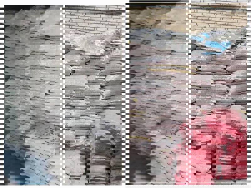 ۶ تُن برنج و لوبیا احتکار شده در زرقان کشف شد