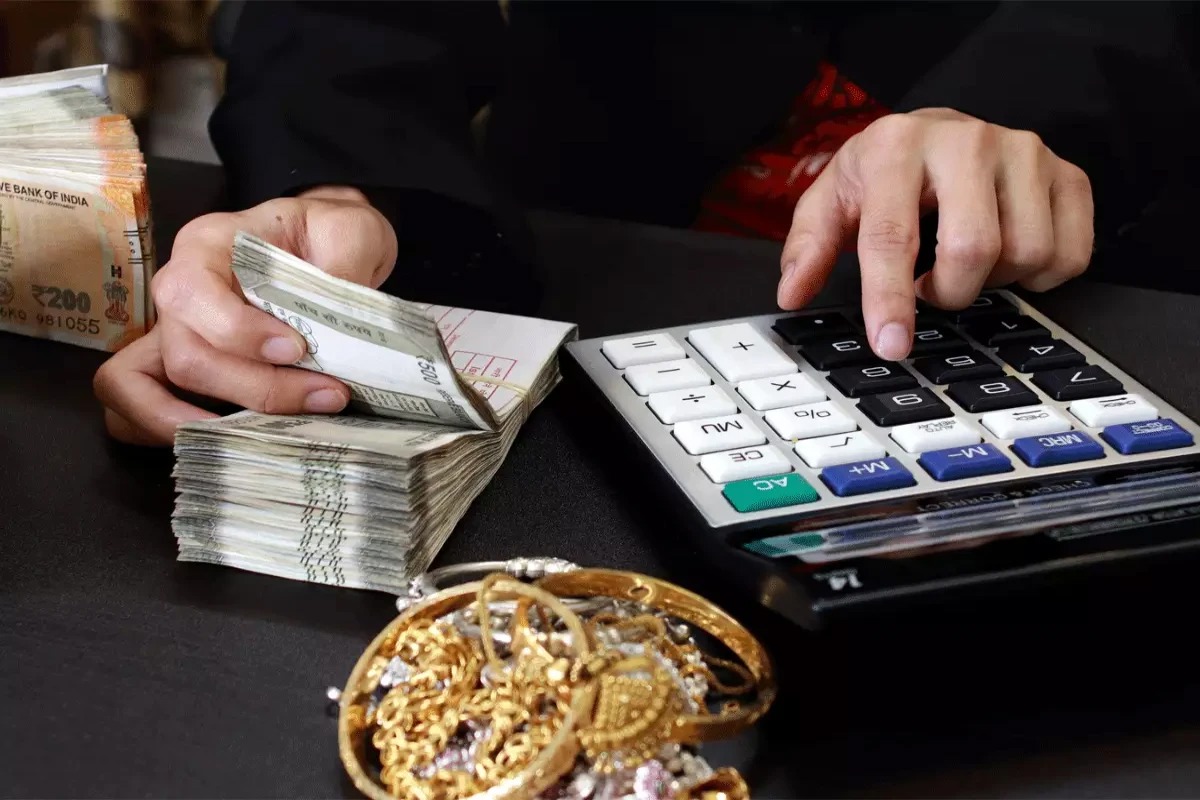 هشدار دادستان جهرم نسبت به سپردن طلا و وجوه بدون پشتوانه قانونی