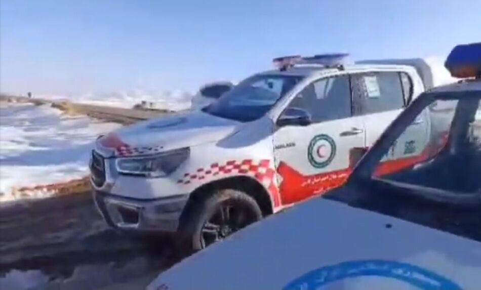 نجات جان ۵ نفر در منطقه صعب‌العبور بل با تلاش امدادگران هلال‌احمر فارس