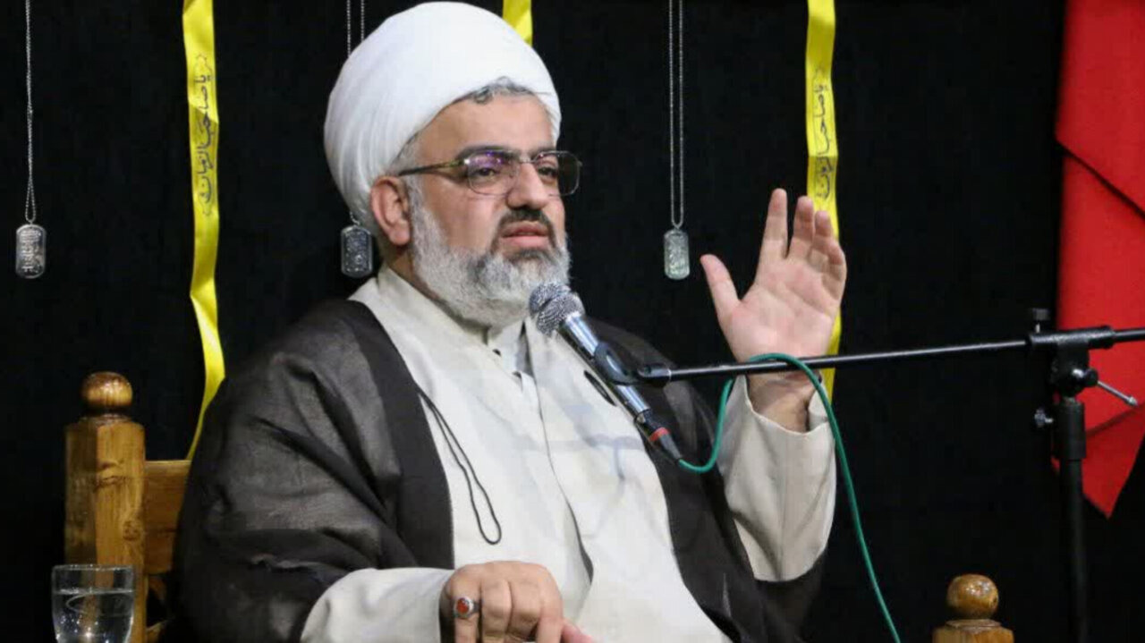 ولدان: اعتکاف سه روز طلایی برای شکوفایی فطرت است