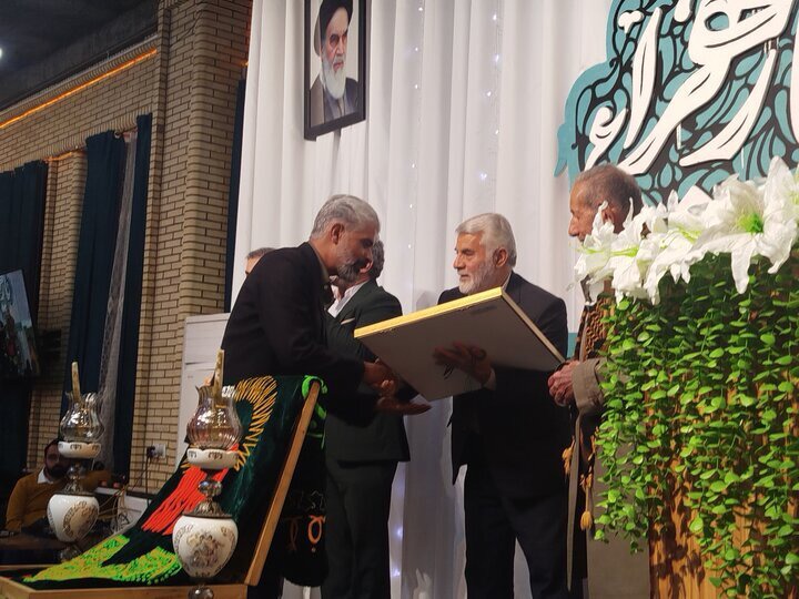 اختتامیه بیست و دومین کنگره «شعر فاطمی» فارس برگزار شد