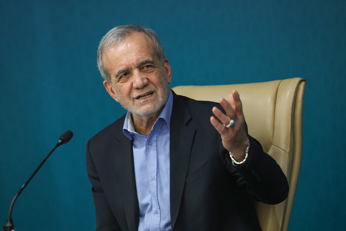 دستور مهم پزشکیان برای رفع موانع اجرایی تفویض اختیارات استانداران مرزی