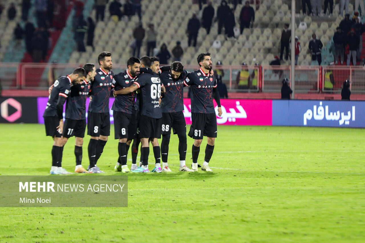 شکست تلخ پرسپولیس مقابل فولاد/ سقوط آزاد صدرنشین با تفکرات «اوسمار»!