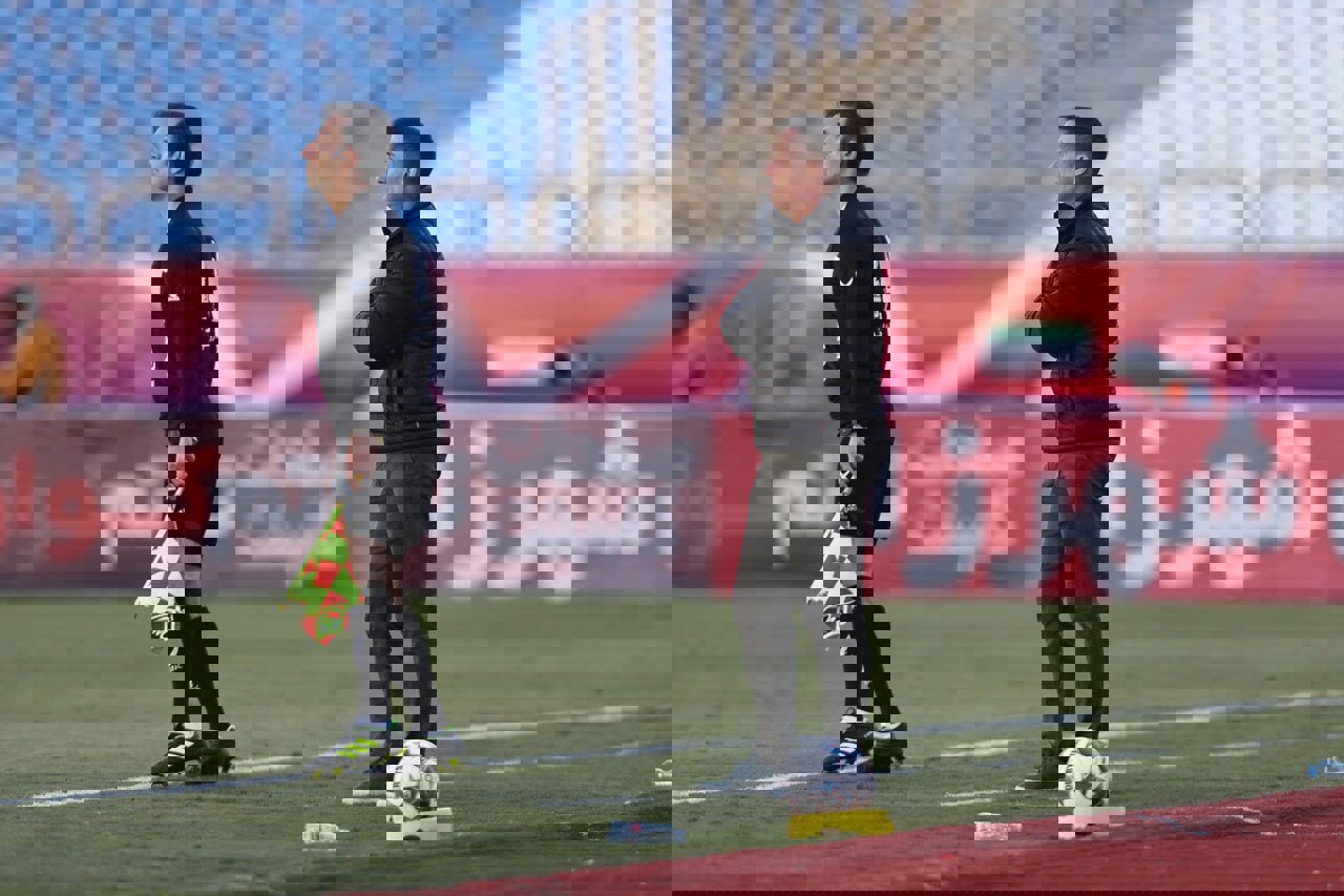 سرمربی پرسپولیس همه را نگران کرد/ مقصر شکست سنگین در اهواز مشخص شد