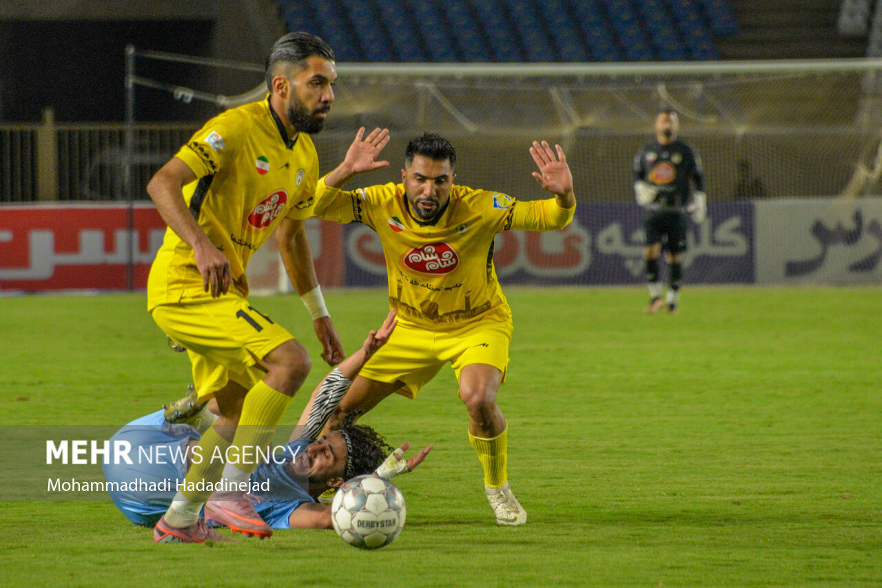 کامبک فجرسپاسی مقابل خیبر و حفظ ۳ امتیاز در خانه