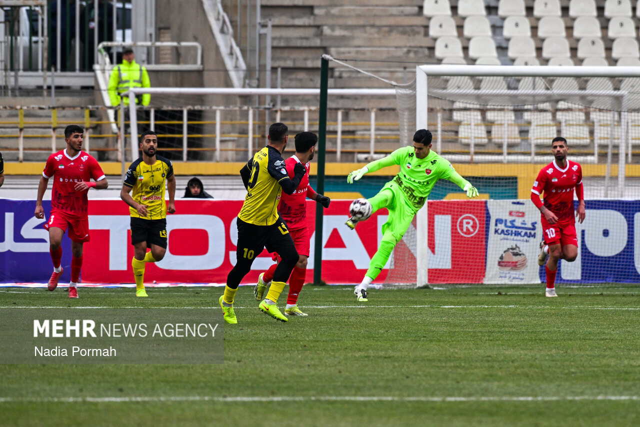 ورزشگاه مشترک استقلال و پرسپولیس مشخص شد/ بازهم بدون تماشاگر