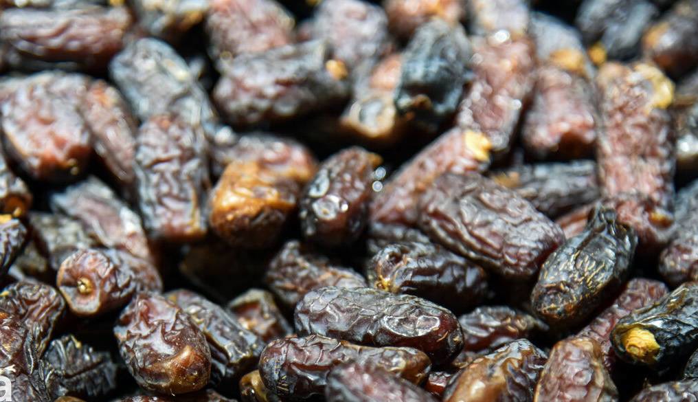 ذخیره‌سازی ۳ برابری خرما و ۲.۵ برابری میوه شب عید