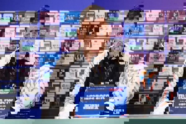 سرمربی اندونزی: هواداران به ما انگیزه می‌دهند/ فشار اصلی روی ایران است