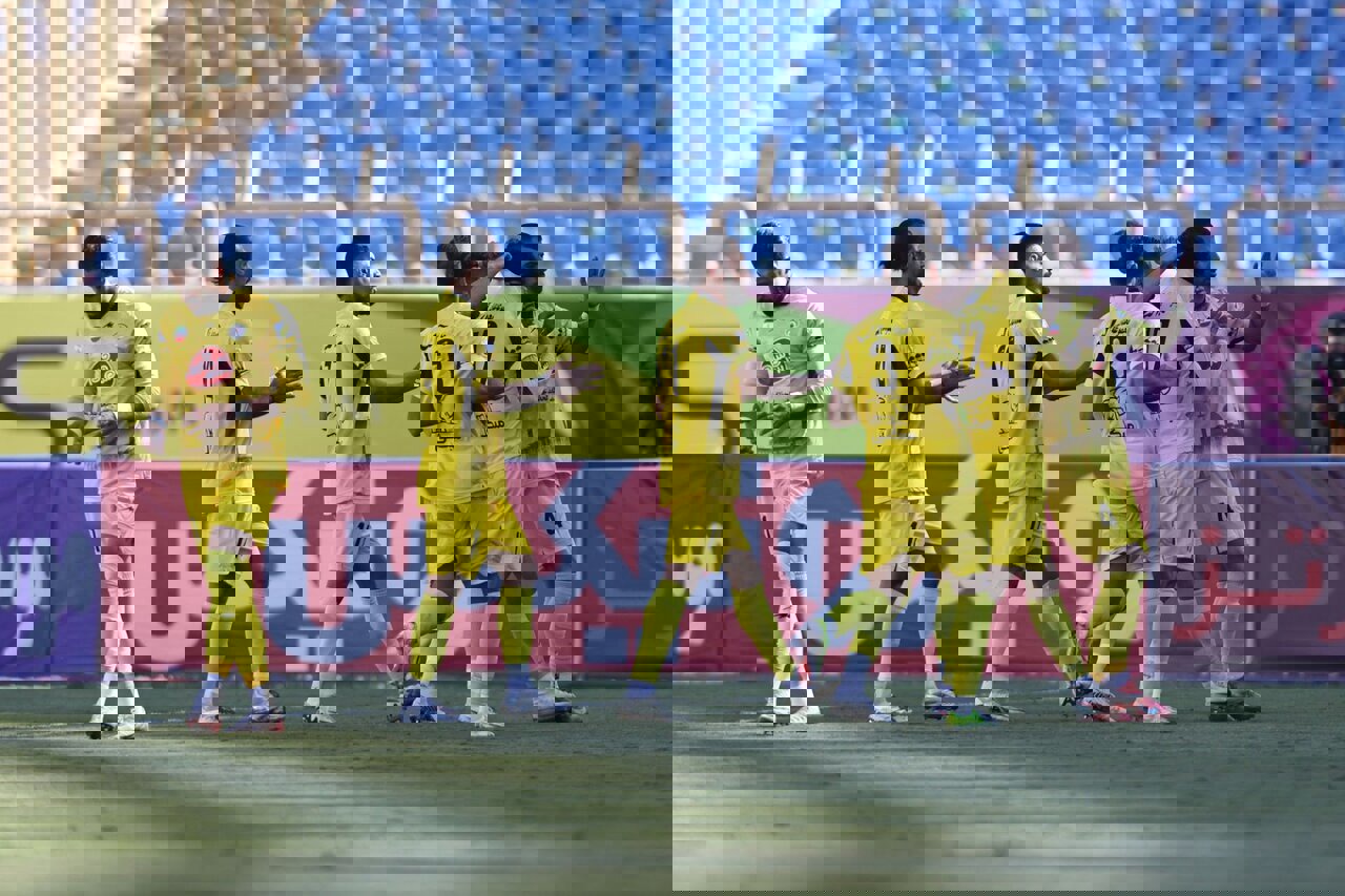 فرمول کاملا سینوسی فجر سپاسی در قله و قعر امتیازها!