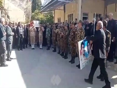 پدر شهیدان اسدزاده در کازرون کنار فرزندان شهیدش آرام گرفت