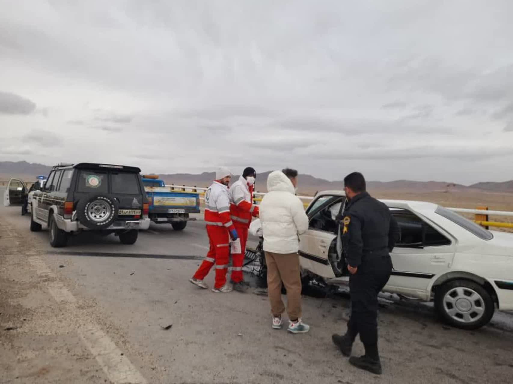 تصادف سواری در جاده آباده به اصفهان با سه مصدوم