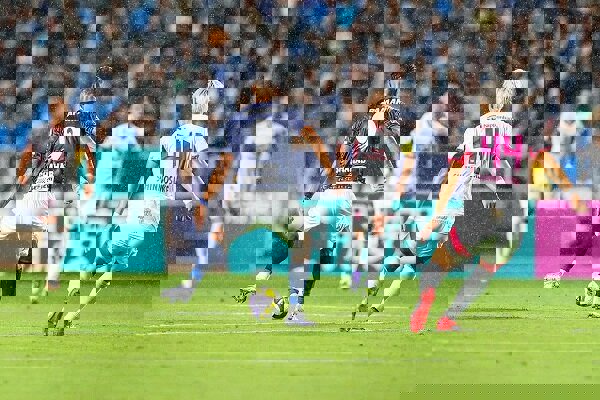 پیروزی آویسپا در حضور کوتاه مدت شهاب زاهدی