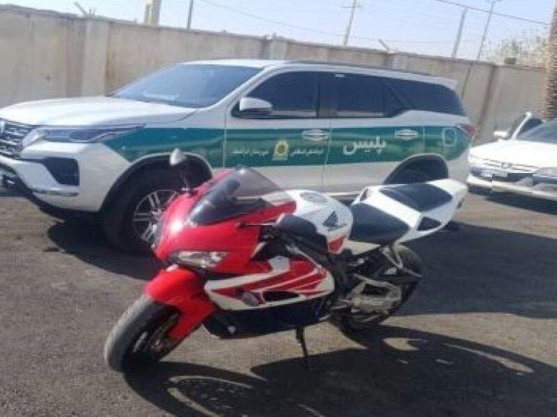 کشف موتورسیکلت سنگین فاقد مجوز در فراشبند
