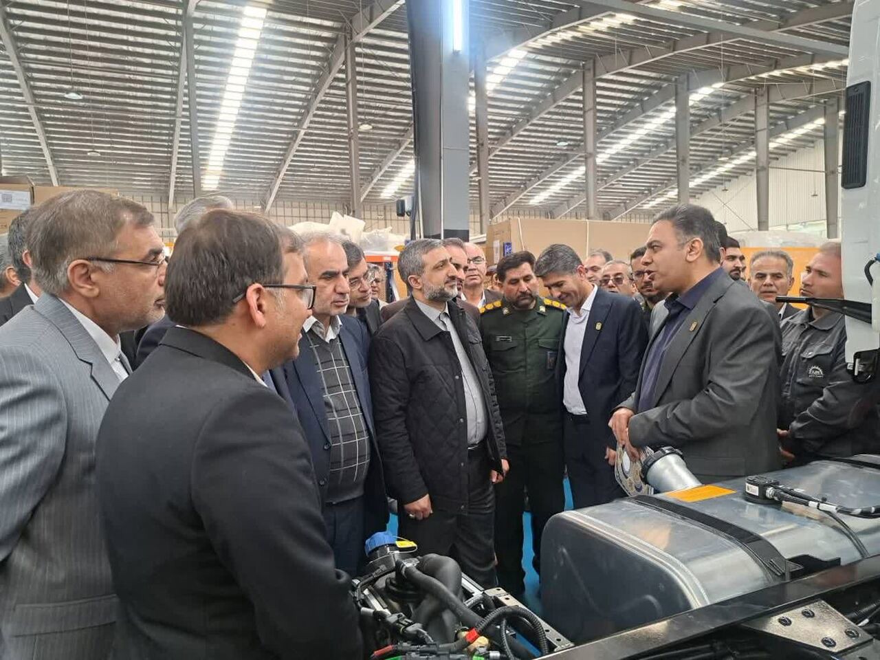 کارخانه خودروسازی در شیراز افتتاح شد