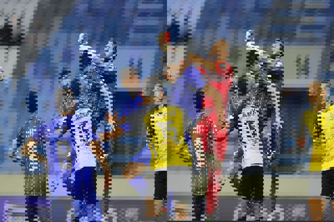 جو استقلال را شب بازی با الحسین به هم ریختند/ ساپینتو بازهم اشتباه کرد