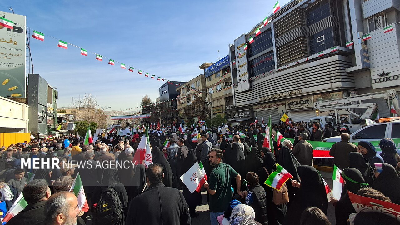 راهپیمایی ۲۲ بهمن در شیراز