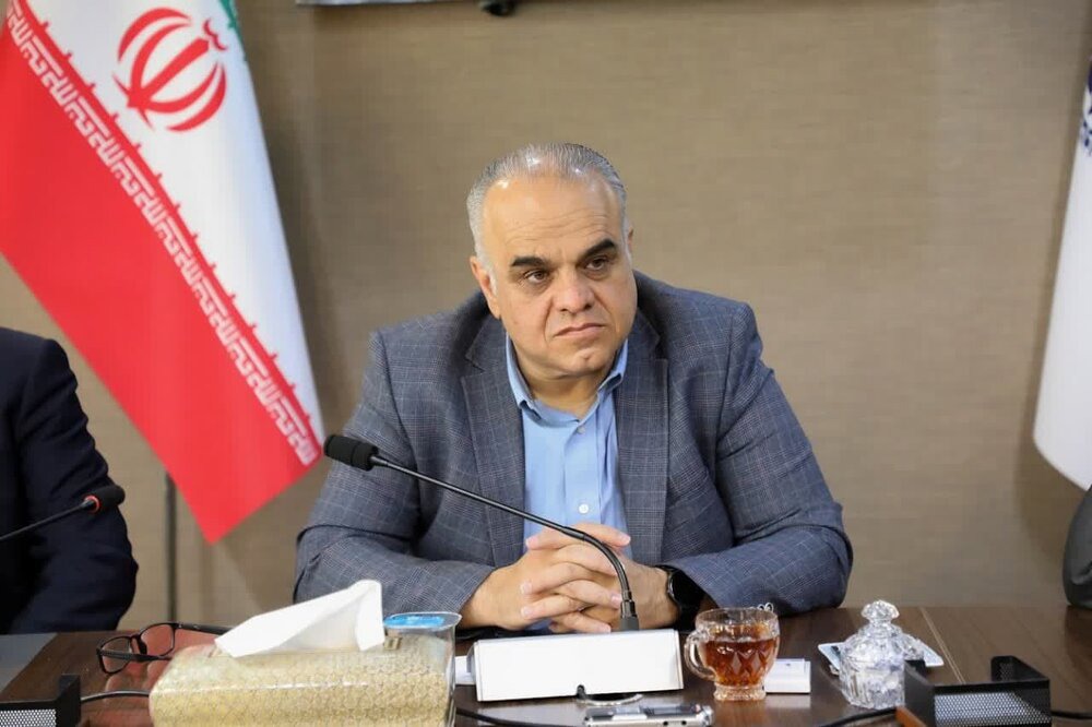 بخشنامه‌های خلق‌الساعه بار مشکلات را به دوش تولیدکنندگان می‌اندازد