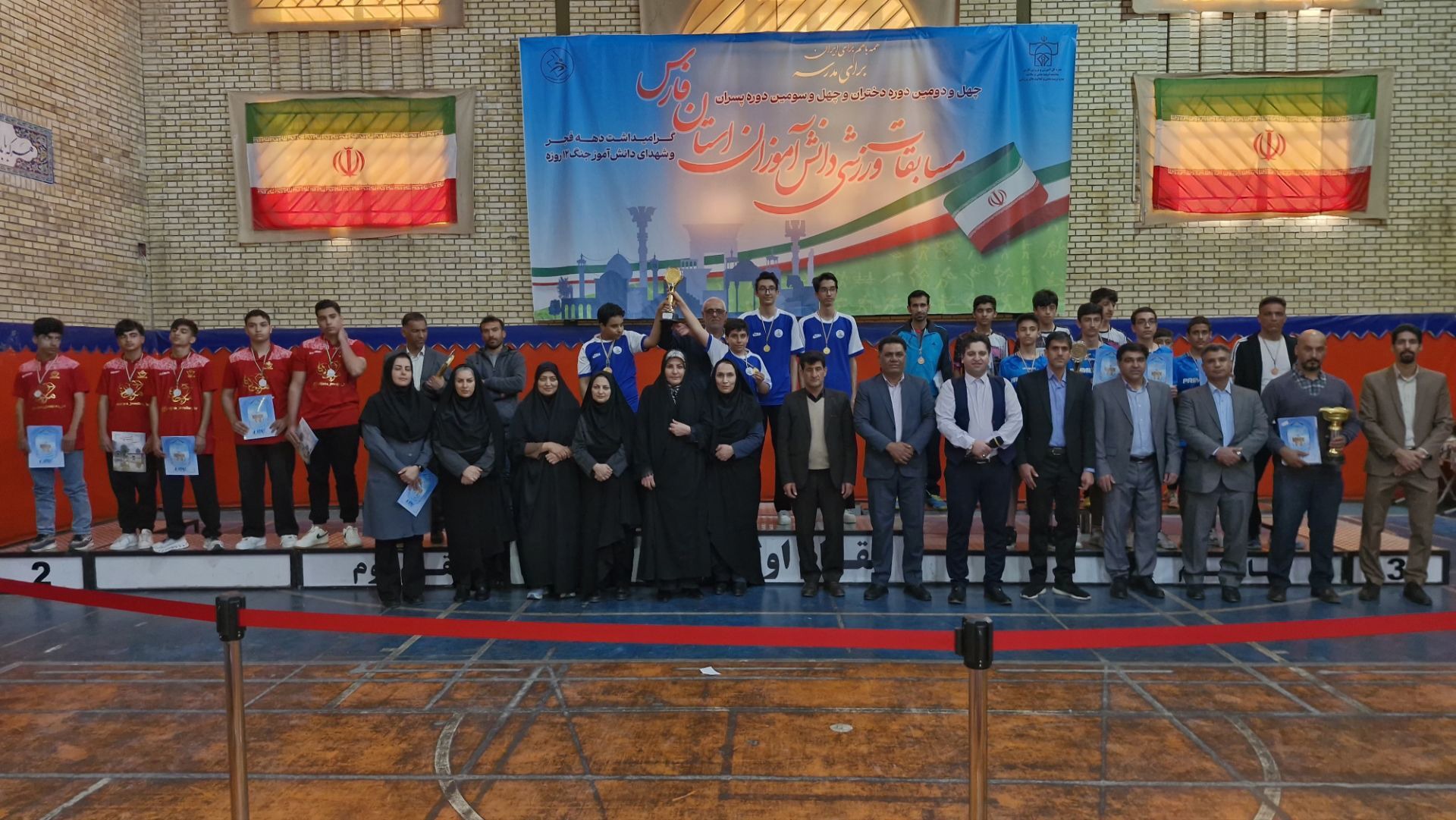 معرفی تیم‌های برتر مسابقات تنیس روی میز دانش آموزی پسران متوسطه استان فارس