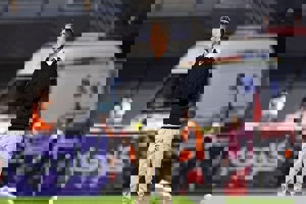 اوسمار: باشگاه باید در مورد من تصمیم بگیرد؛هواداران نخواهند می روم