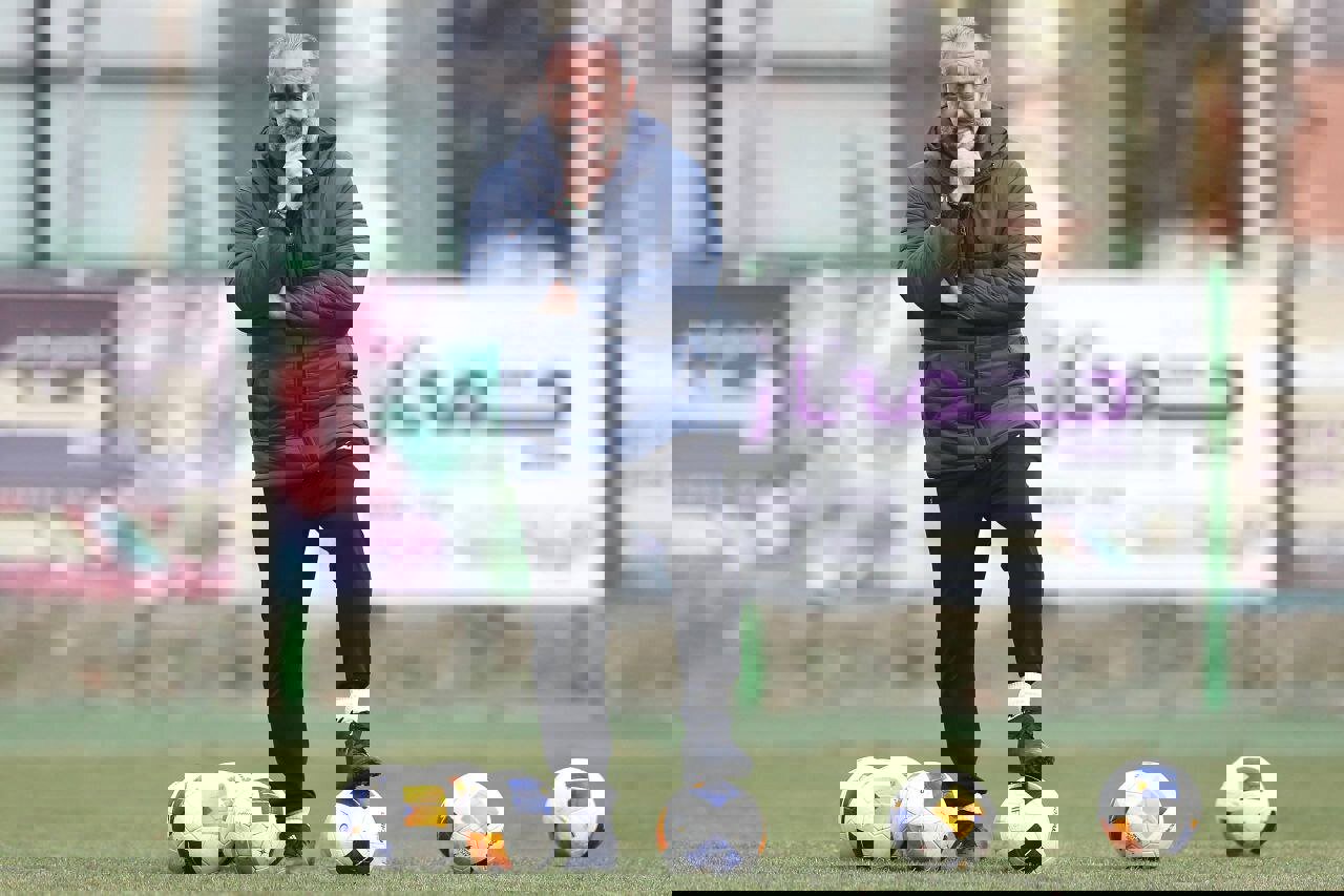 حسین عبدی از سرمربیگری تیم جوانان استعفا کرد