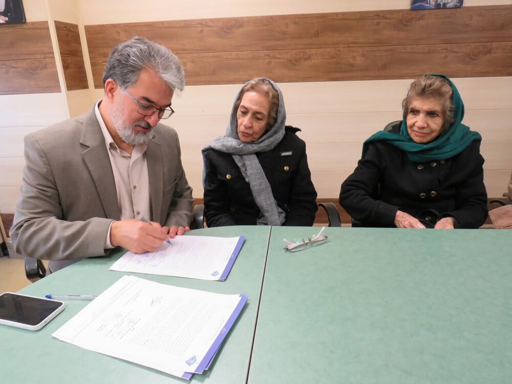 اهدای منزل مسکونی در قصردشت شیراز به حوزه سلامت فارس در قالب «صلح عمری»