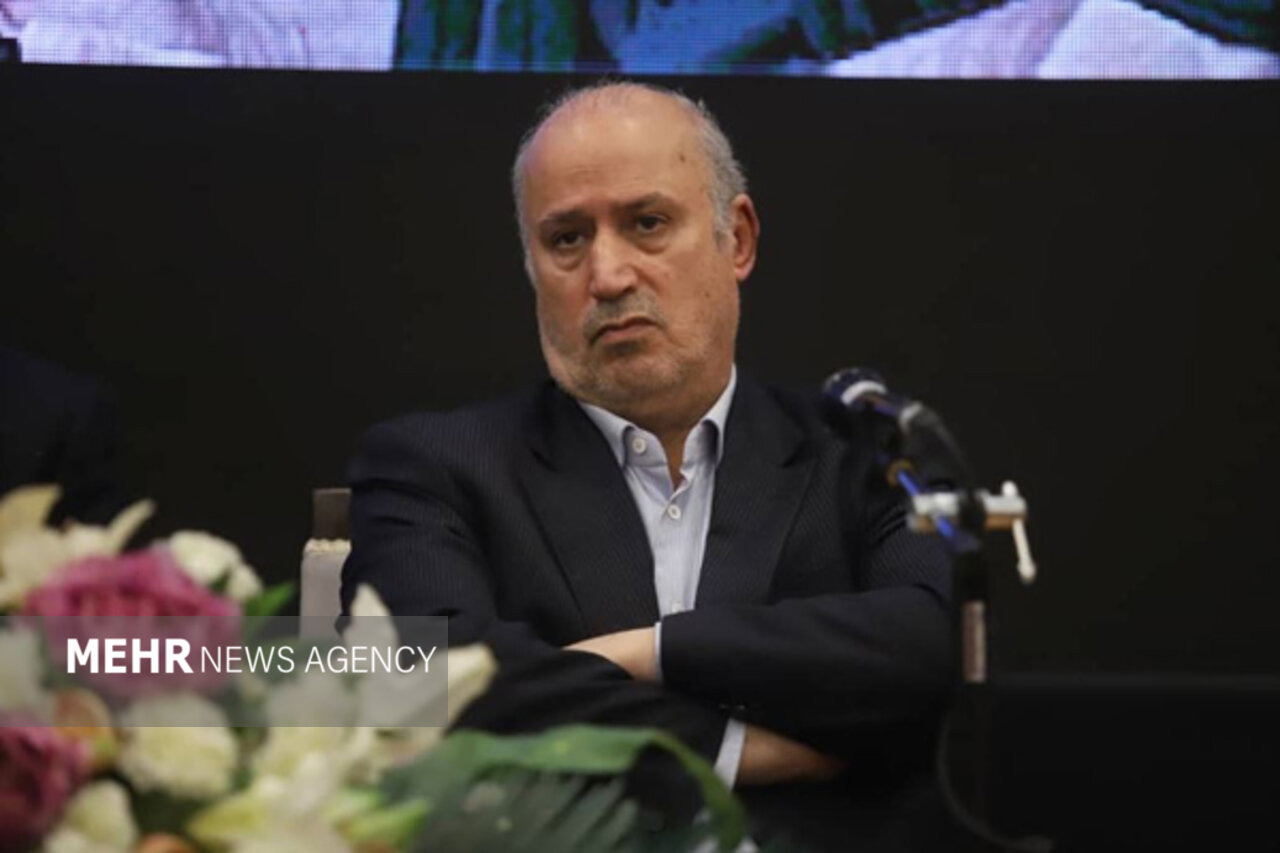 مانیکونه باید به تیم ملی برگردد/ دنبال شرایط جدید دو تیم ملی هستیم