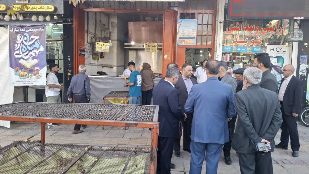 نظارت بازرسان از اصناف مختلف در شیراز