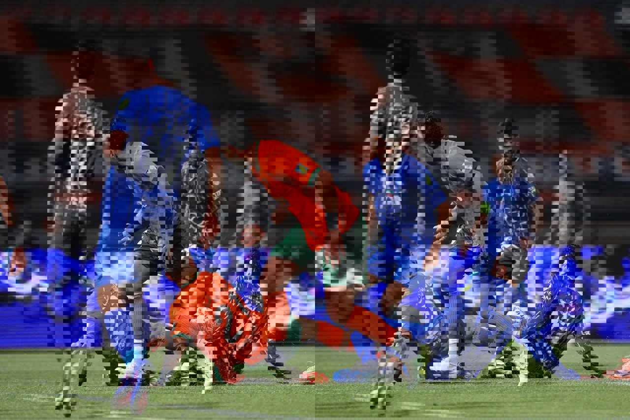 «تاجرنیا» و مدیریت آشفته و بی‌ثبات/ رد صلاحیت‌هایی به سود استقلال!