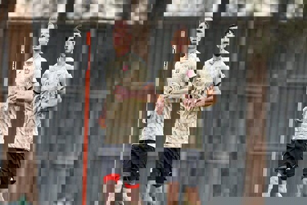 دو بازیکن خارجی پرسپولیس بازی با ذوب آهن را از دست دادند