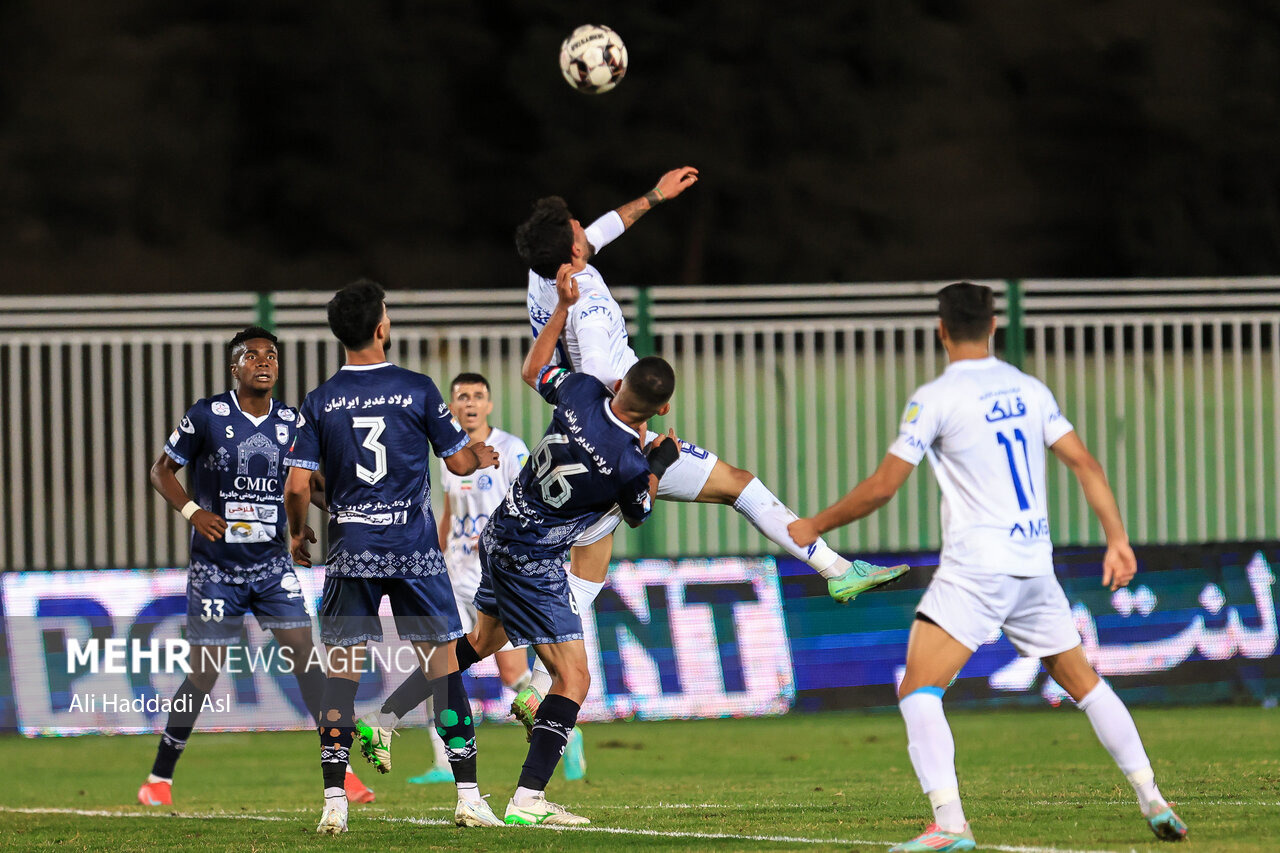 زمان دیدار معوقه استقلال مشخص شد/ برنامه هفته بیست و پنجم لیگ برتر