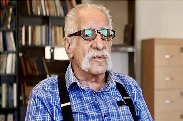 پیکر مترجم منشور کوروش در جوار حافظ آرام می‌گیرد