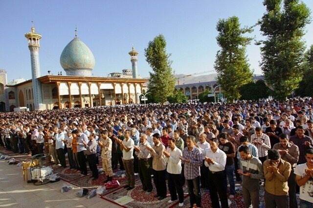 حرم شاهچراغ(ع) میزبان نمازگذاران عید قربان