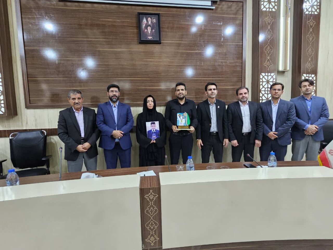 خانواده شهدای ورزشکار «جنگ رمضان» لامرد تجلیل شدند