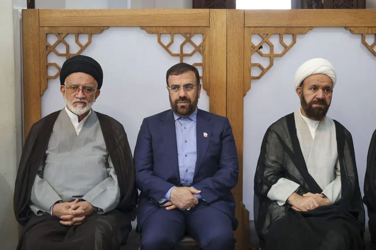 استاندار فارس: سیره علوی در مسیر خدمت به مردم، سرلوحه عمل مسئولان باشد