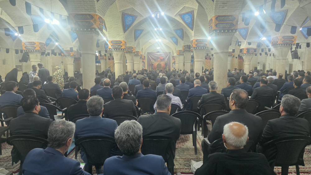 برگزاری مراسم عزاداری دهه نخست محرم در مسجد شهدای شیراز