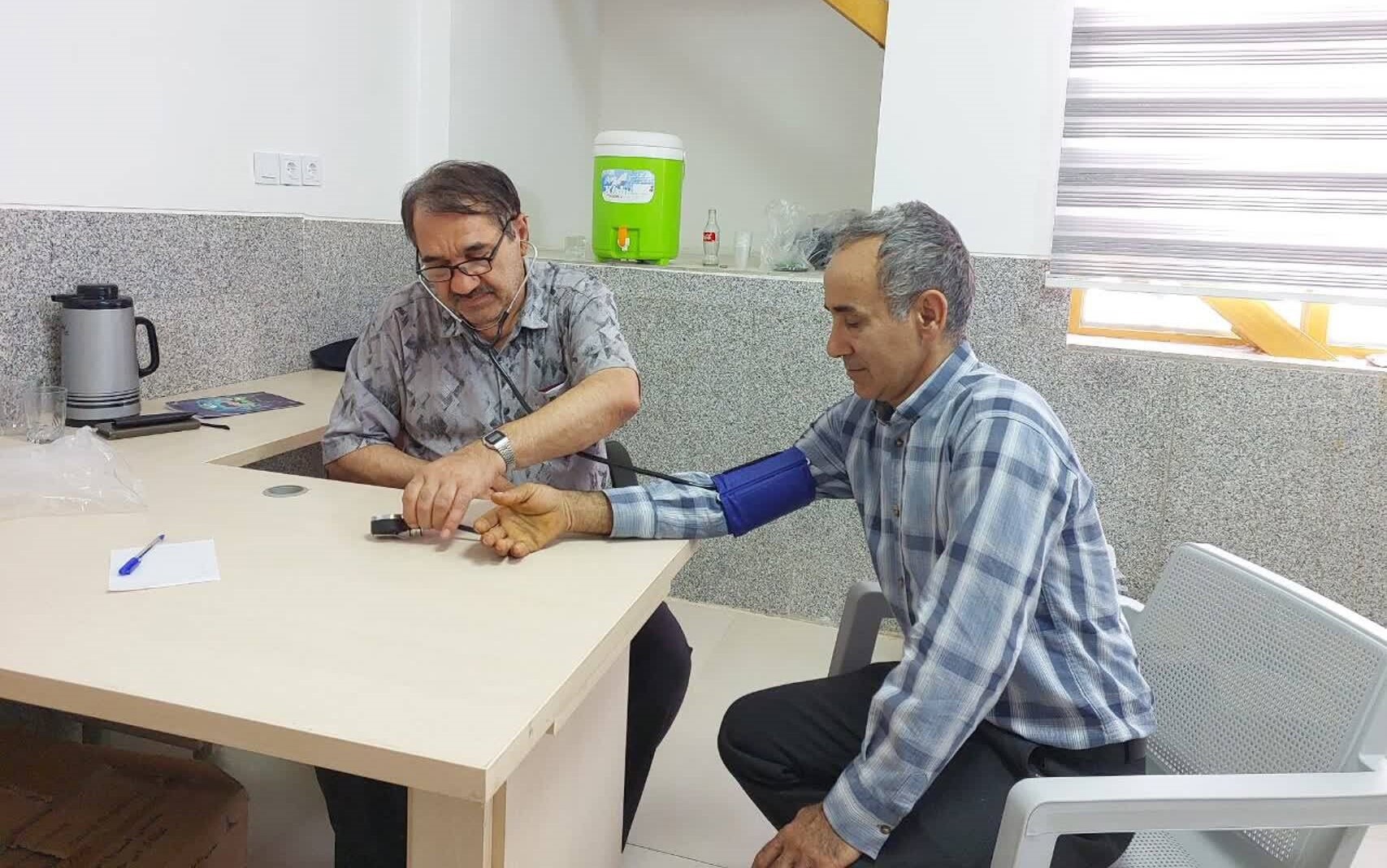 خدمت‌رسانی گروه جهادی پزشکی در فسا
