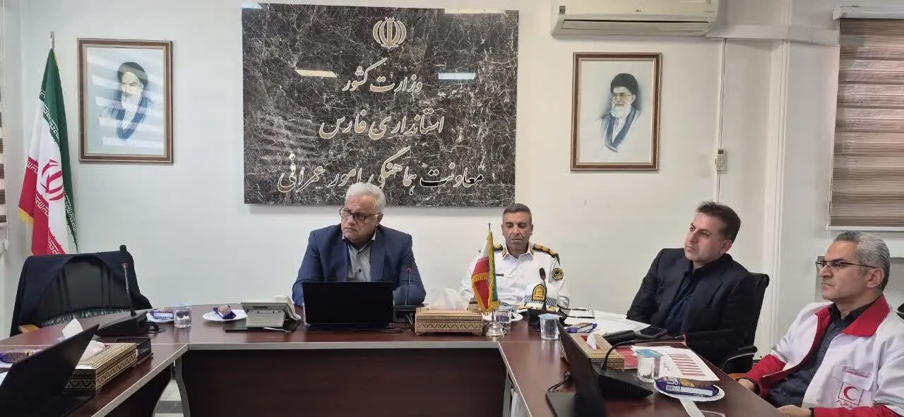 تأکید معاون عمرانی استانداری فارس بر تسریع ایمن‌سازی محورهای مواصلاتی استان