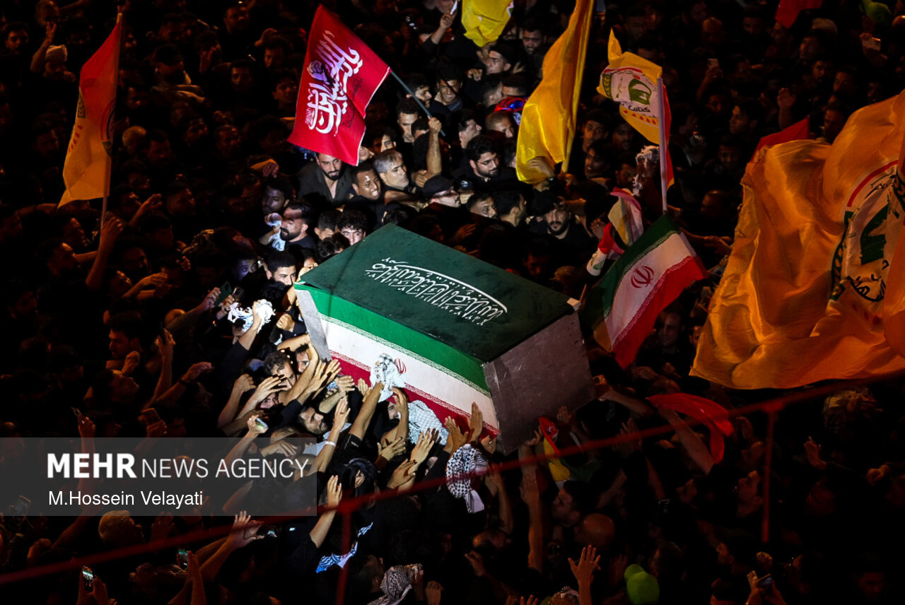 آیت‌الله دستغیب: شکوه وداع با رهبر شهید نشان وفاداری ملت به انقلاب است