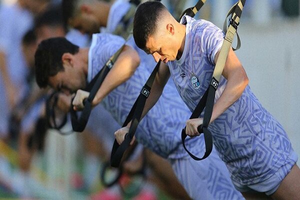 اطلاع رسانی استقلال در مورد وضعیت خارجی‌هایش/ آسانی می‌تواند بازی کند